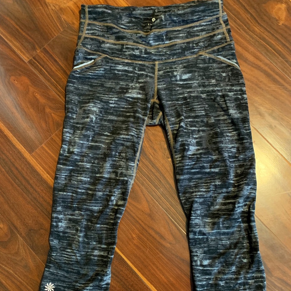 Athleta leggings, Size XXS, gray/black color